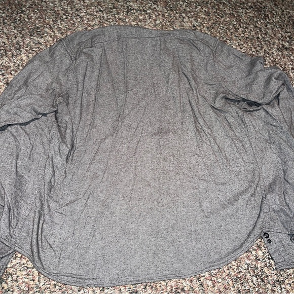 Button up shirt - Picture 5 of 6